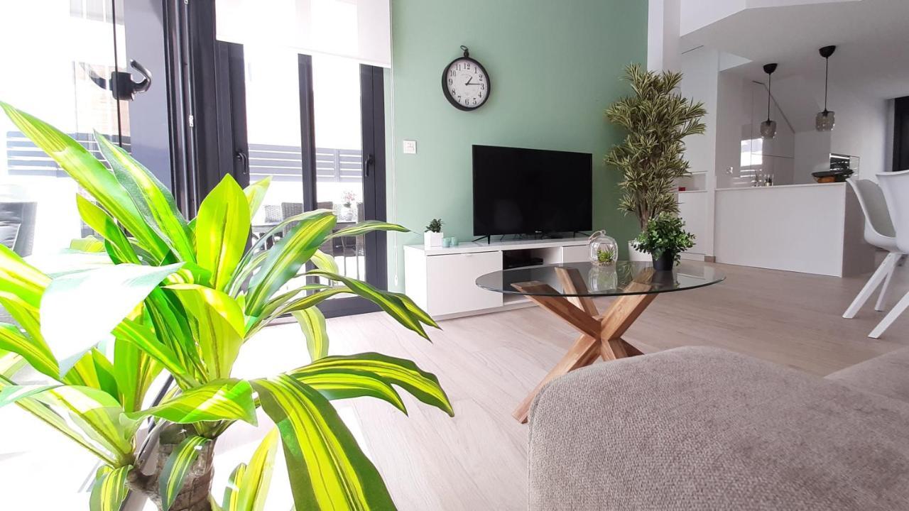 Villa Wilhelmina Torrevieja Kültér fotó